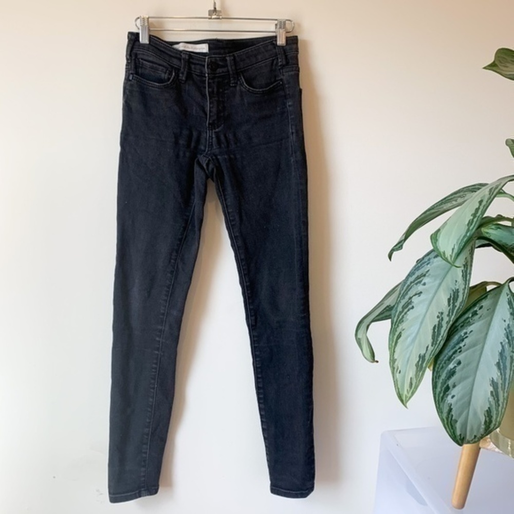 Anthro. Pilcro Black Skinny Jeans sz 25